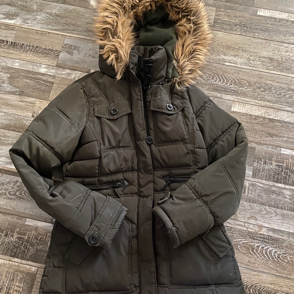 Beautiful olive winter jacket - Picture 2 of 2